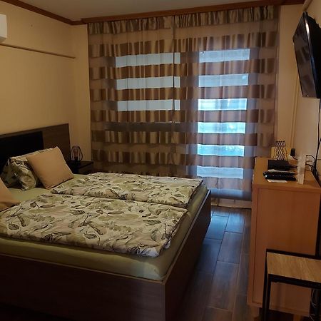 Kiscsillag apartman Harkány Esterno foto