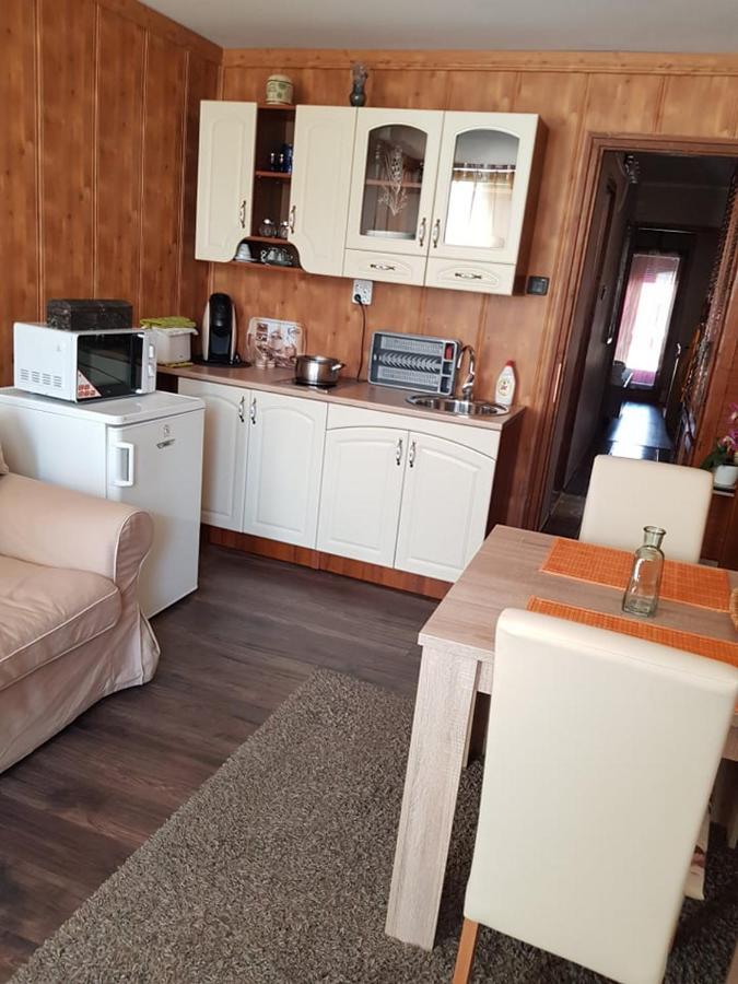 Kiscsillag apartman Harkány Esterno foto