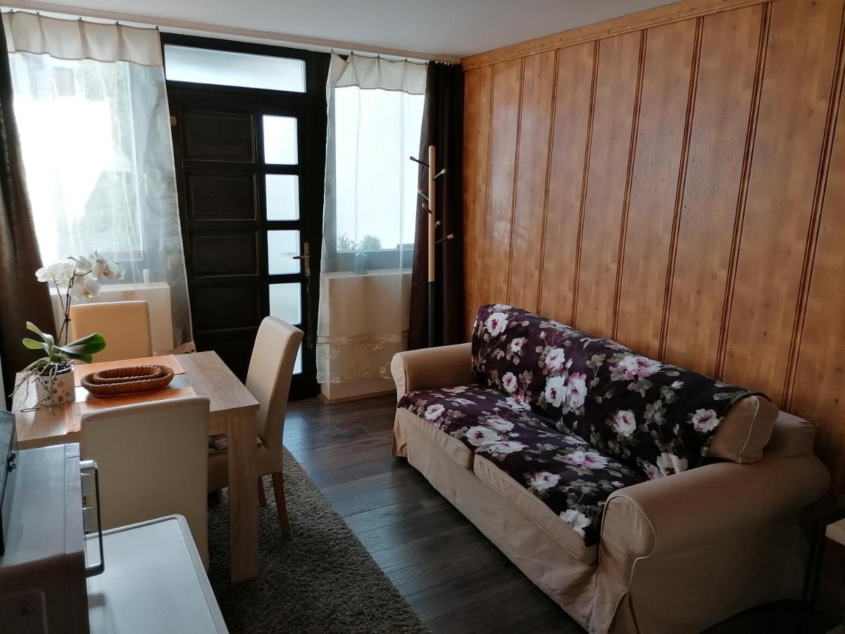 Kiscsillag apartman Harkány Esterno foto