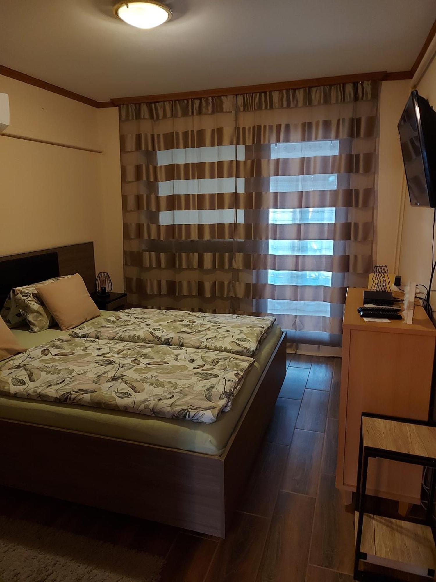 Kiscsillag apartman Harkány Esterno foto